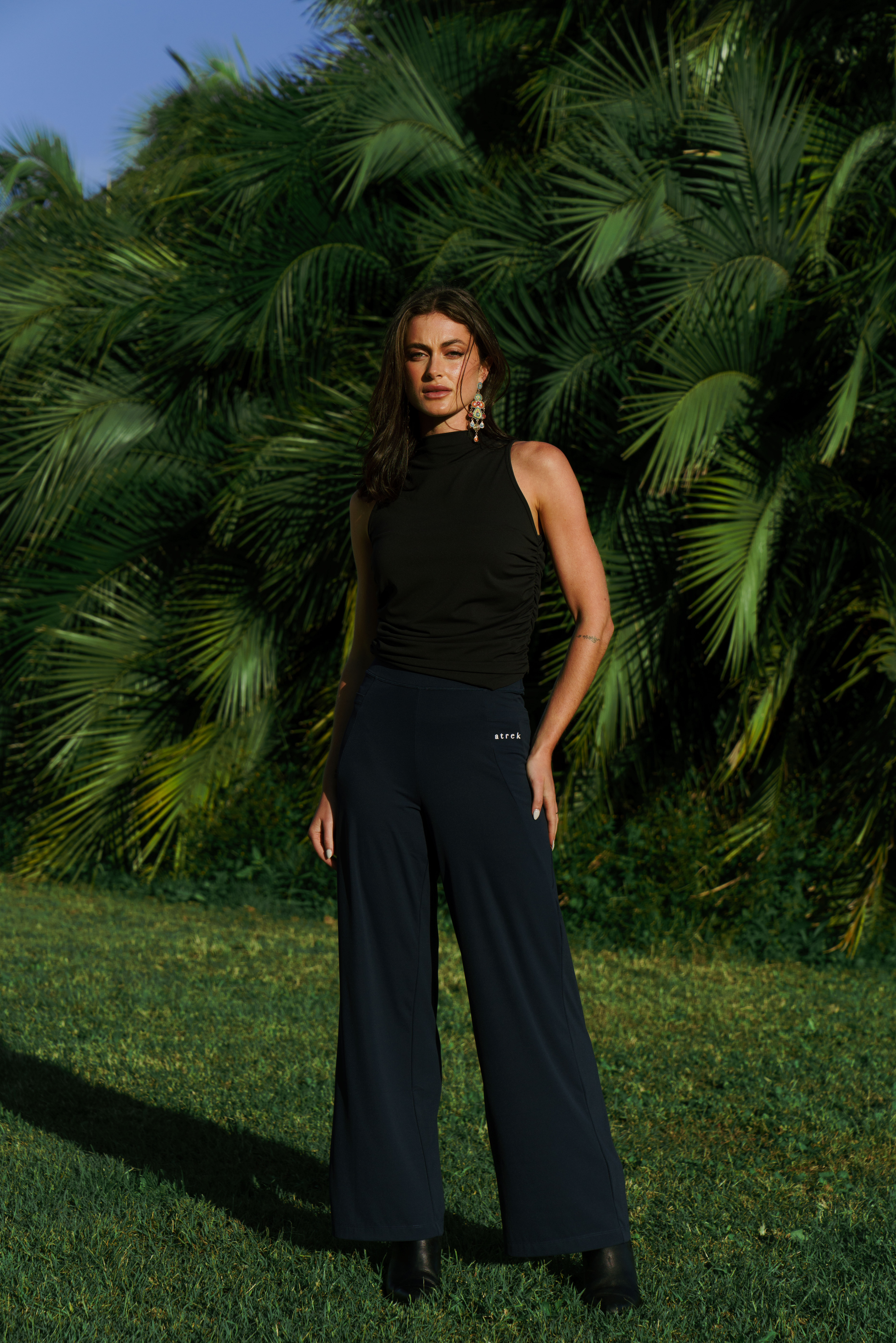 Buttery Soft Wide Straight Pants - Navy